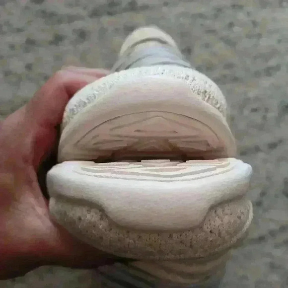 APL Womens Warm Silk/ Pastel Melange Techloom Sneaker 9.5 - Picture 12 of 16